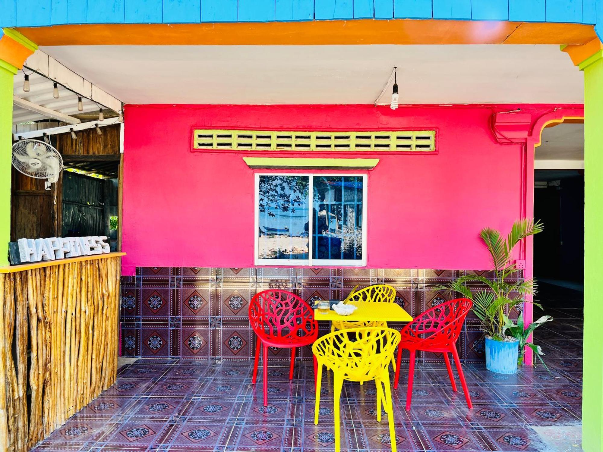 Happiness Guesthouse Đảo Koh Rong Samloem Ngoại thất bức ảnh