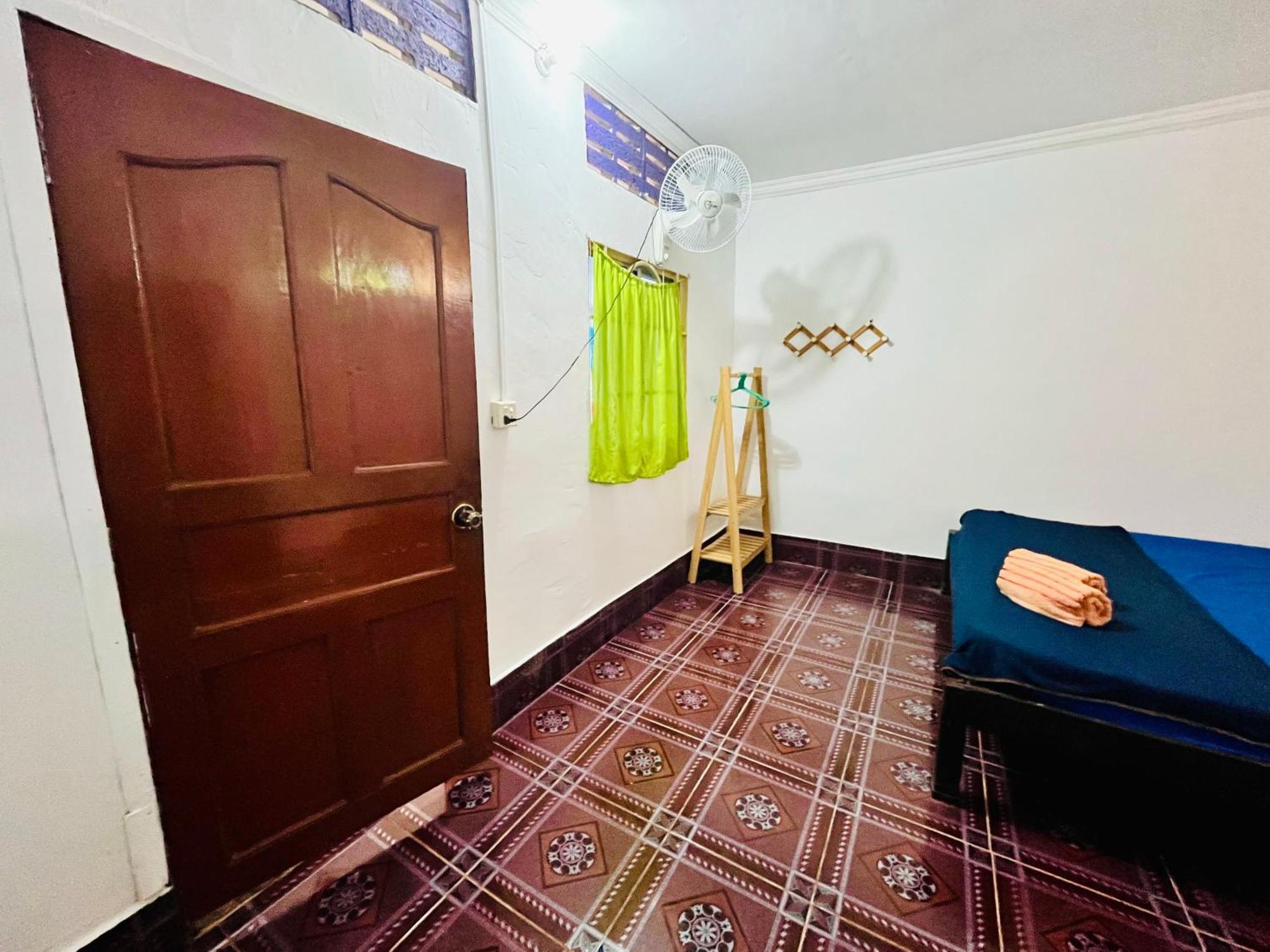 Happiness Guesthouse Đảo Koh Rong Samloem Ngoại thất bức ảnh