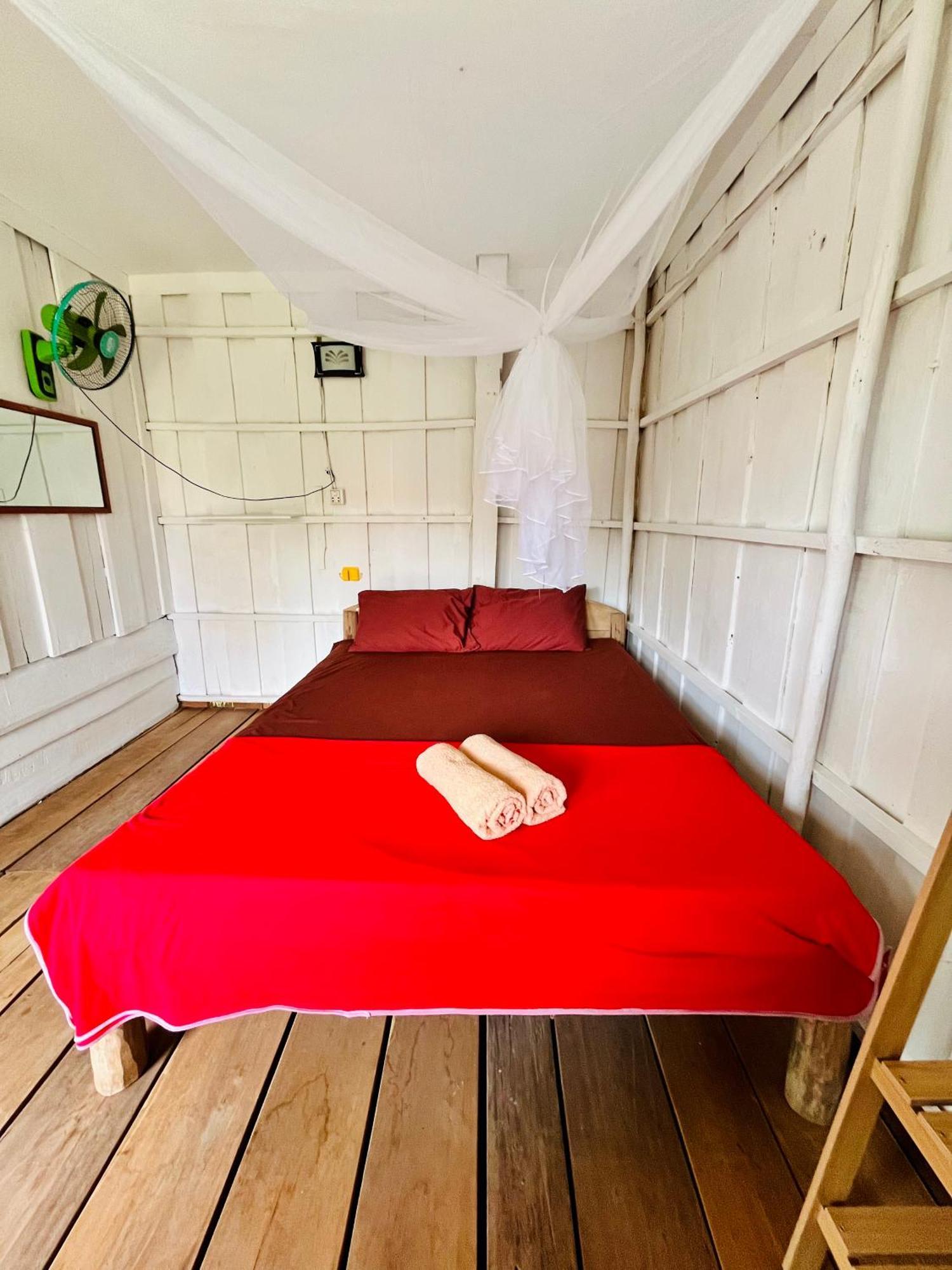 Happiness Guesthouse Đảo Koh Rong Samloem Ngoại thất bức ảnh