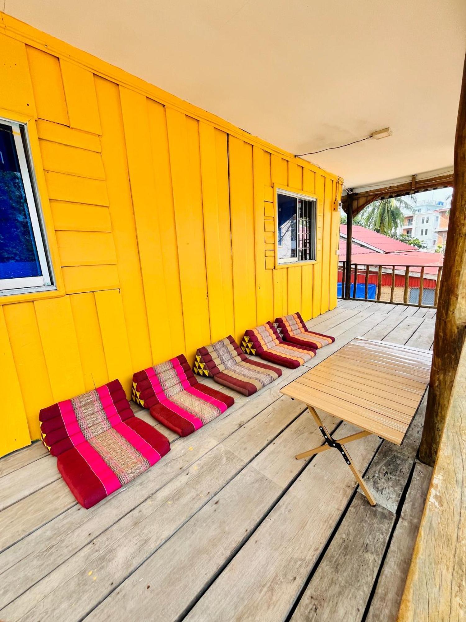 Happiness Guesthouse Đảo Koh Rong Samloem Ngoại thất bức ảnh