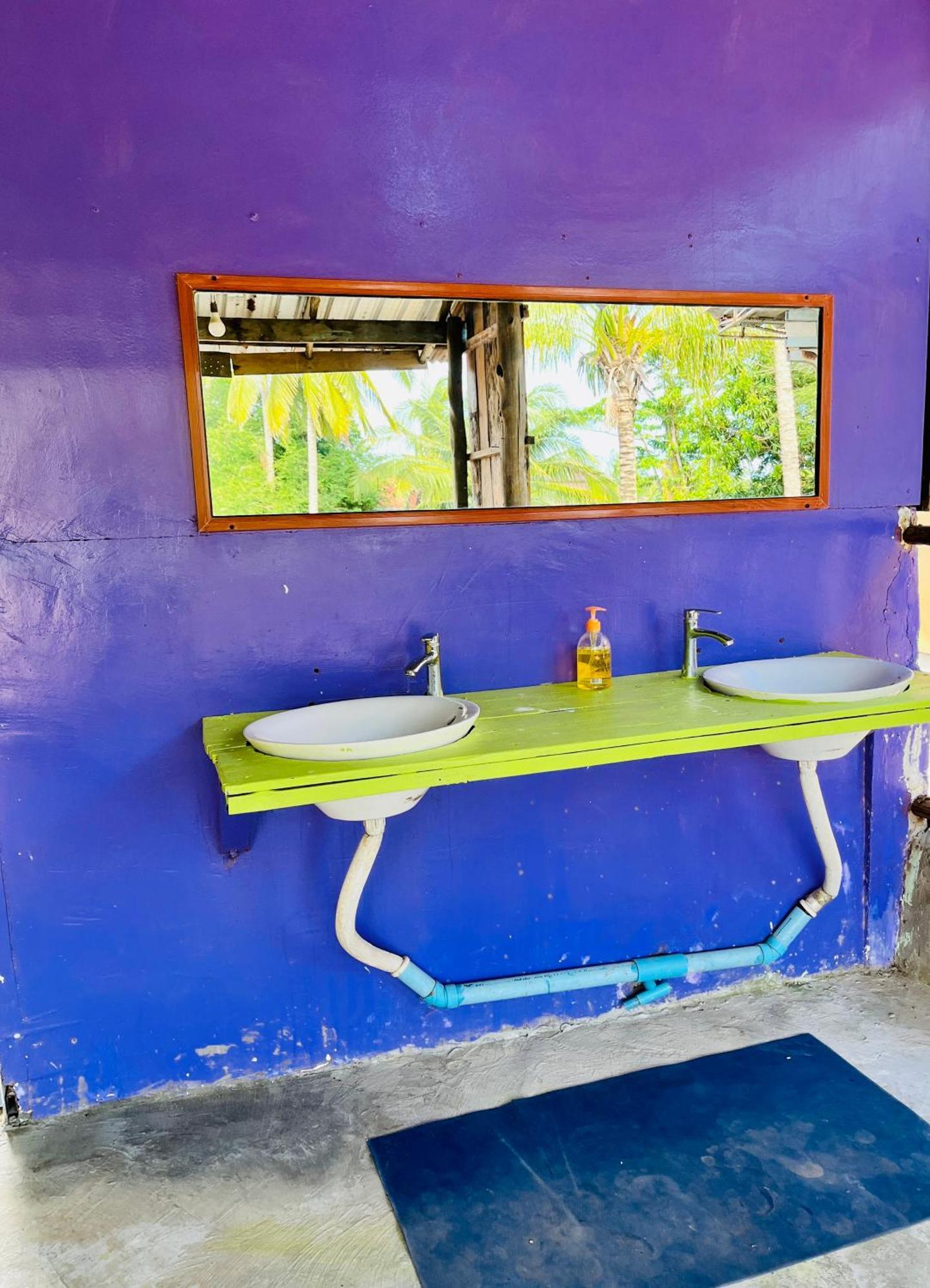 Happiness Guesthouse Đảo Koh Rong Samloem Ngoại thất bức ảnh